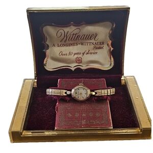VINTAGE 1951 Wittnauer Gold Ladies Watch